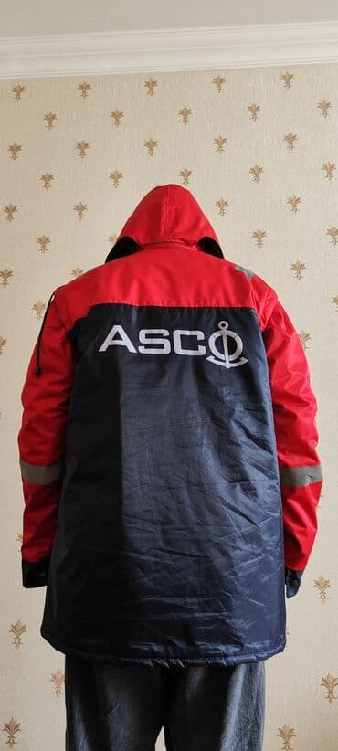 Kurtka, Vetrovka, Qış lalafo.az -da Kurtka, Vetrovka, Qış