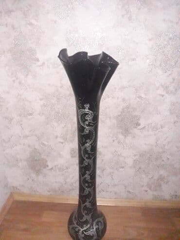 Bir vaza lalafo.az -da Bir vaza