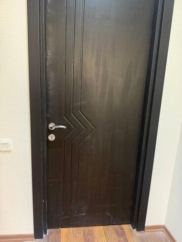 İşlənmiş Otaq qapısı Zamok ilə, Ünvandan götürmə lalafo.az -da İşlənmiş Otaq qapısı Zamok ilə, Ünvandan götürmə