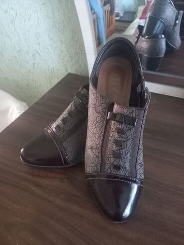 Ayaqqabı 20 manat. 39-40 razmer. Rahat Kablok . 40 manata alınıb. Az lalafo.az -da Ayaqqabı 20 manat. 39-40 razmer. Rahat Kablok . 40 manata alınıb. Az