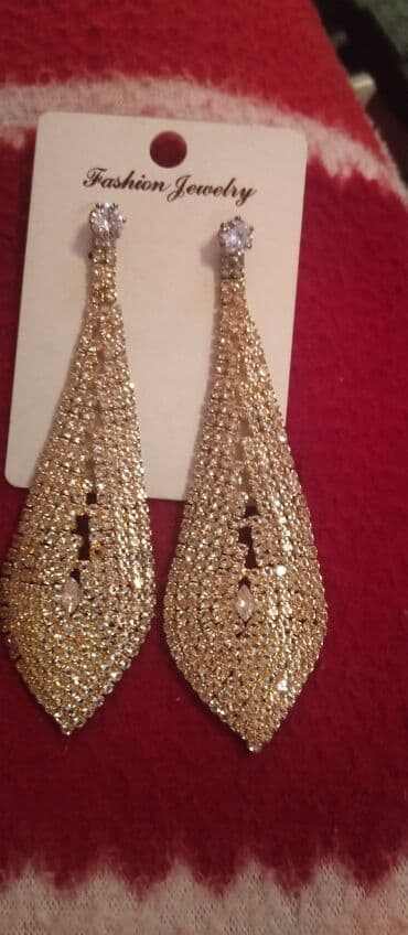 Sirga 10 m uzukler 5 m lalafo.az -da Sirga 10 m uzukler 5 m