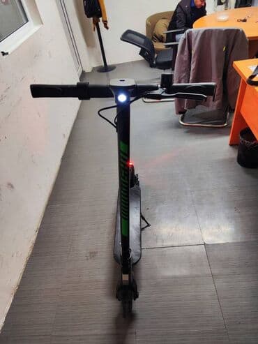 İşlənmiş Elektrik samokat 8", ≤ 250 Vt, 16 - 25 km/s, Ünvandan götürmə lalafo.az -da İşlənmiş Elektrik samokat 8", ≤ 250 Vt, 16 - 25 km/s, Ünvandan götürmə