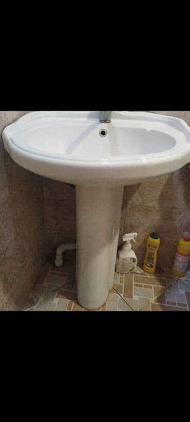 Satıram əluz yuyan univalnik lap az işlənib heçbir problem yoxdur lalafo.az -da Satıram əluz yuyan univalnik lap az işlənib heçbir problem yoxdur