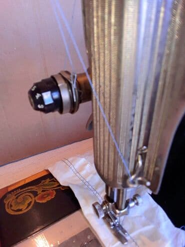 Устройства для борьбы с вредителями: Əl tikiş maşını satılır.Az işləmiş.Yaxşı vəziyatdədir.Çamadanda,xırda at lalafo.az — 8 Устройства для борьбы с вредителями: Əl tikiş maşını satılır.Az işləmiş.Yaxşı vəziyatdədir.Çamadanda,xırda — 8