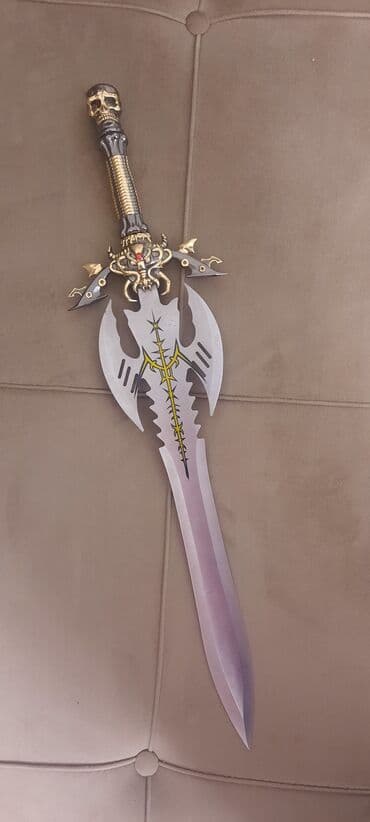 Gəncədə. Qılınc. Xəncər.Dekorativ orta əsr üslublu lalafo.az -da Gəncədə. Qılınc. Xəncər.Dekorativ orta əsr üslublu