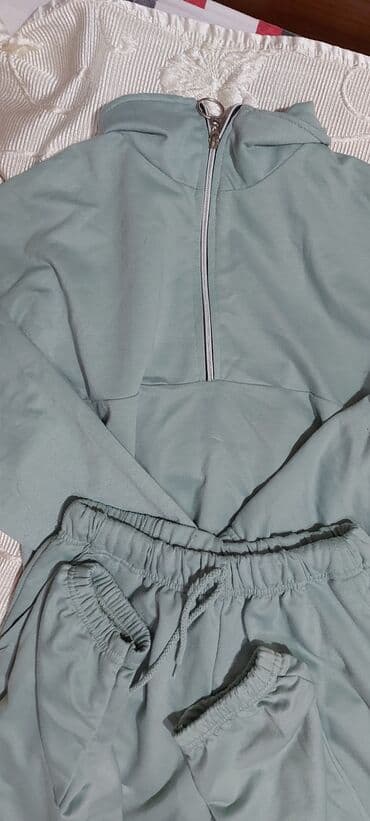 Aciq firuzeyi reng sport dest.Qiz ücün.S Razmer.Cox az isfifade lalafo.az -da Aciq firuzeyi reng sport dest.Qiz ücün.S Razmer.Cox az isfifade