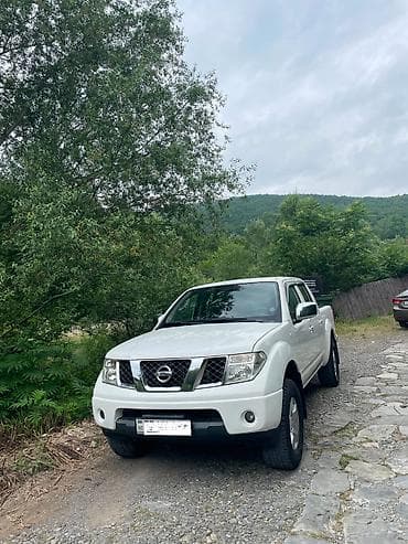 Nissan Navara: 2.5 l | 2013 il Pikap lalafo.az -da Nissan Navara: 2.5 l | 2013 il Pikap