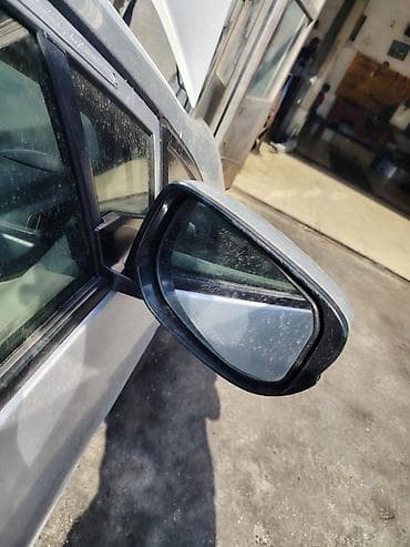 Honda insight yan guzguleri sag sol veziyyetleri gorunduyu kimidi at lalafo.az Honda insight yan guzguleri sag sol veziyyetleri gorunduyu kimidi