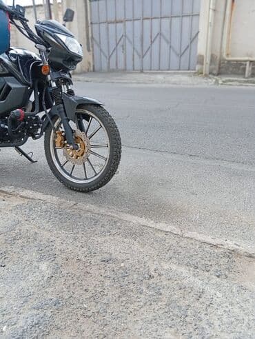 Moto: Champ Xüsusiyyətlər: - Şəhər və kənd yollarına uyğun lalafo.az -da Moto: Champ Xüsusiyyətlər: - Şəhər və kənd yollarına uyğun