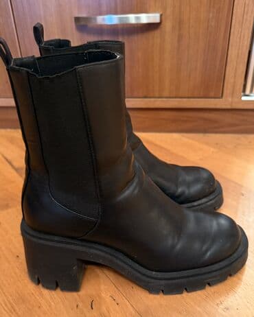 Угги: Zara bot 89 azn alinib hec bir deffekti yoxdur endirimle satiram 37 at lalafo.az — 2 Угги: Zara bot 89 azn alinib hec bir deffekti yoxdur endirimle satiram 37 — 2