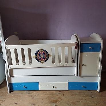 Uşaq beşiyi və komodlu dəst – “ALI BEBE” - Material: ağ rəngli at lalafo.az Uşaq beşiyi və komodlu dəst – “ALI BEBE” - Material: ağ rəngli