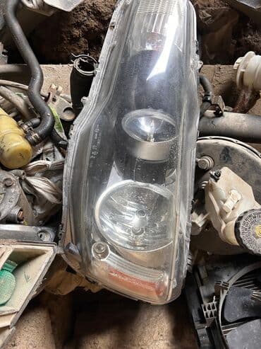Sol, Yaxın və uzaq vuran işıqlar Mitsubishi, Orijinal, İşlənmiş lalafo.az -da Sol, Yaxın və uzaq vuran işıqlar Mitsubishi, Orijinal, İşlənmiş