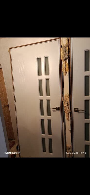 Qonaq otağı üçün İşlənmiş Otaq qapısı Ünvandan götürmə lalafo.az -da Qonaq otağı üçün İşlənmiş Otaq qapısı Ünvandan götürmə