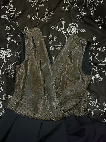 Zərif gecə/libas - Üst hissə: parlaq qızılı-metal rəngli, teksturalı lalafo.az -da Zərif gecə/libas - Üst hissə: parlaq qızılı-metal rəngli, teksturalı