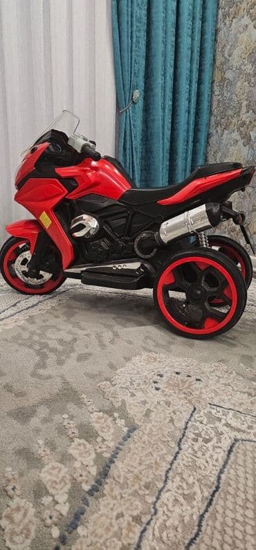 Uşaq üçün elektrikli 3 təkərli motosiklet - Rəng: qırmızı/qara, idman lalafo.az -da Uşaq üçün elektrikli 3 təkərli motosiklet - Rəng: qırmızı/qara, idman