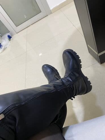 Uzunboğaz, Ölçü: 37, rəng - Qara, İşlənmiş lalafo.az -da Uzunboğaz, Ölçü: 37, rəng - Qara, İşlənmiş