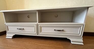 İşlənmiş, Düz TV altlığı, Polkalı, Laminat, Belarusiya lalafo.az -da İşlənmiş, Düz TV altlığı, Polkalı, Laminat, Belarusiya