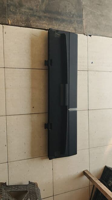 Другая фурнитура и комплектующие: Range rover baqaj polkası üstdən çıxma ideal at lalafo.az — 1 Другая фурнитура и комплектующие: Range rover baqaj polkası üstdən çıxma ideal — 1