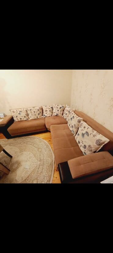 Künc divan, İşlənmiş, Açılan, Bazalı, Çatdırılma yoxdur lalafo.az -da Künc divan, İşlənmiş, Açılan, Bazalı, Çatdırılma yoxdur