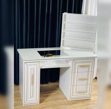 Yeni, Manikür üçün masa, Güzgüsüz lalafo.az -da Yeni, Manikür üçün masa, Güzgüsüz