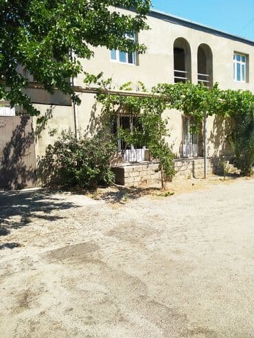 Ev satılır 3 sotun üstünde, 2 sotu ev əhatə edir, 10 otaqlı 2 lalafo.az -da Ev satılır 3 sotun üstünde, 2 sotu ev əhatə edir, 10 otaqlı 2