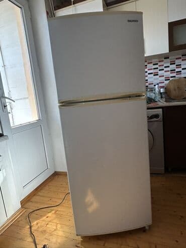 2 qapılı Samsung Soyuducu Satılır, rəng - Ağ, Təkərli lalafo.az -da 2 qapılı Samsung Soyuducu Satılır, rəng - Ağ, Təkərli