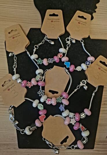 Məhsul: Bəzəkli handmade qolbaqlar – charm və muncuqlu modellər lalafo.az -da Məhsul: Bəzəkli handmade qolbaqlar – charm və muncuqlu modellər