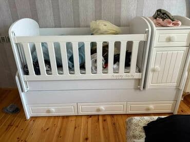 Oğlan və qız üçün, İşlənmiş, Dördbucaq, Beşik, Matras ilə, Yellənmə mexanizm ilə lalafo.az -da Oğlan və qız üçün, İşlənmiş, Dördbucaq, Beşik, Matras ilə, Yellənmə mexanizm ilə