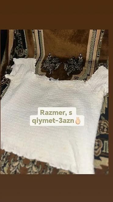 Qadın geyimləri seti 1) Ağ rezinli, büzməli top – qısa model, qalın lalafo.az -da Qadın geyimləri seti 1) Ağ rezinli, büzməli top – qısa model, qalın