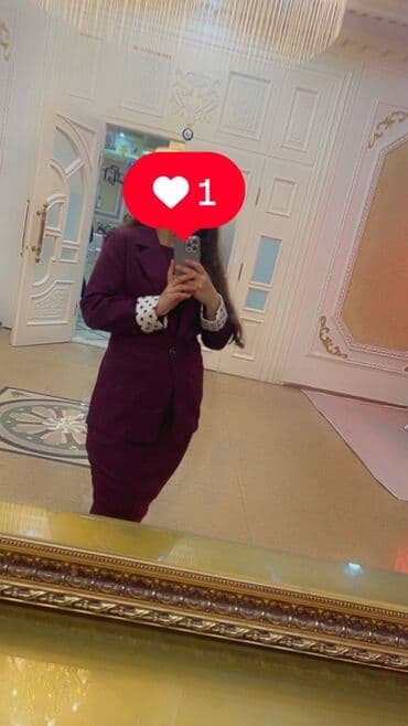 Bordo rəngli qadın kostyumu – yubka və pencək dəsti - Rəng: dərin lalafo.az -da Bordo rəngli qadın kostyumu – yubka və pencək dəsti - Rəng: dərin