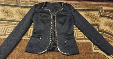 Qadın jaketi/blezer – LATIKA, ölçü 38, 30AZN, ela oturur, hec lalafo.az -da Qadın jaketi/blezer – LATIKA, ölçü 38, 30AZN, ela oturur, hec