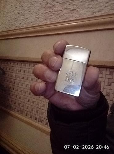 Zippo orginal. Bradford. Uzerinde Amerika konstitusiya mehkemesi lalafo.az -da Zippo orginal. Bradford. Uzerinde Amerika konstitusiya mehkemesi