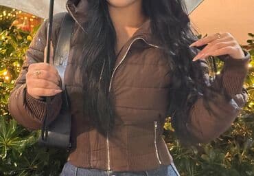 Tezedir 70 almisam Qadın üçün qısa şişmə qış gödəkçəsi - Rəng: tünd lalafo.az -da Tezedir 70 almisam Qadın üçün qısa şişmə qış gödəkçəsi - Rəng: tünd