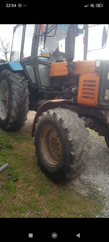 Kənd təsərrüfatı üçün güclü təkərli traktor - Kabinli, geniş lalafo.az -da Kənd təsərrüfatı üçün güclü təkərli traktor - Kabinli, geniş