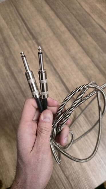 Elektro gitaralar: Elektron gitara, Ibanez, 6 sim, İşlənmiş, Ödənişli çatdırılma lalafo.az -da — 9 Elektro gitaralar: Elektron gitara, Ibanez, 6 sim, İşlənmiş, Ödənişli çatdırılma — 9