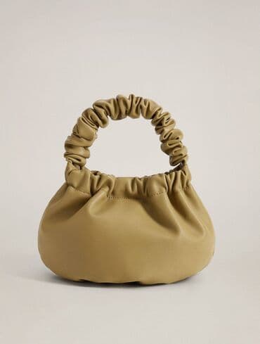 Mango çanta.Yumuşaq materialı var lalafo.az -da Mango çanta.Yumuşaq materialı var