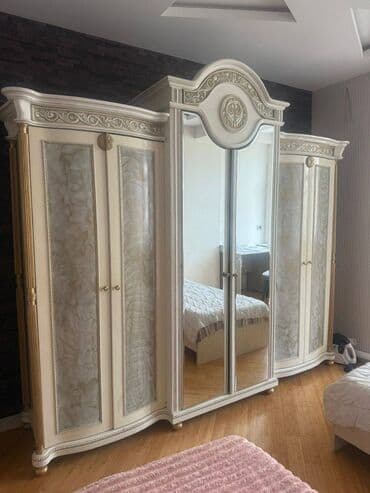 İşlənmiş, 6 qapı Düz dolab, Qarderob, paltar dolabı lalafo.az -da İşlənmiş, 6 qapı Düz dolab, Qarderob, paltar dolabı
