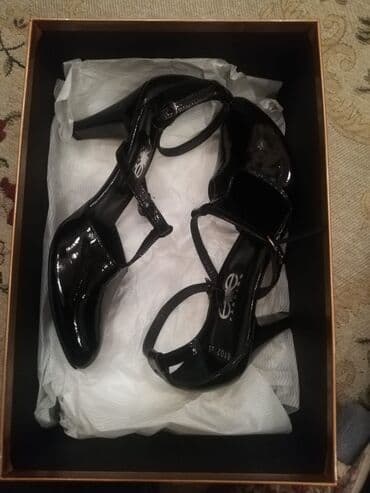 Tuflilər, Ölçü: 36, rəng - Qara, Yeni lalafo.az -da Tuflilər, Ölçü: 36, rəng - Qara, Yeni