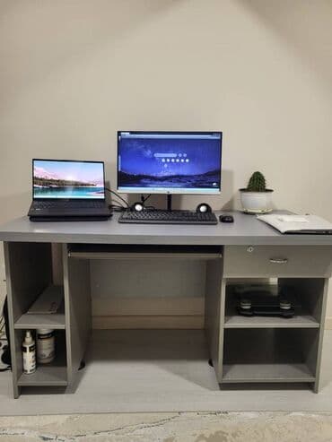 İşlənmiş, Dördbucaq masa lalafo.az -da İşlənmiş, Dördbucaq masa