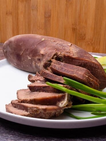 Hisə verilmiş toyuq 1 ədəd 11 manat Hisə verilmiş quyruq 1 kq 35 manat lalafo.az -da — 3 Hisə verilmiş toyuq 1 ədəd 11 manat Hisə verilmiş quyruq 1 kq 35 manat — 3