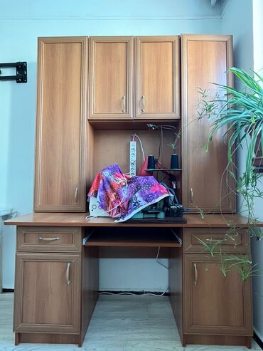 Seliqeli ishlenib lalafo.az -da Seliqeli ishlenib