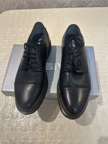 Məhsul: Kişi dəri klassik ayaqqabısı - Rəng: Qara - Stil: Bağlı lalafo.az -da Məhsul: Kişi dəri klassik ayaqqabısı - Rəng: Qara - Stil: Bağlı