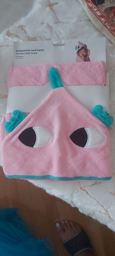 Usaq ucun hamam desmali ve oyuncaqli noski lalafo.az -da Usaq ucun hamam desmali ve oyuncaqli noski