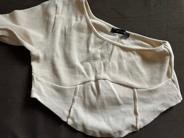 Balaca oldugu ucun satilir geyinilmiyib XS, S razmere daha uygundur lalafo.az -da Balaca oldugu ucun satilir geyinilmiyib XS, S razmere daha uygundur