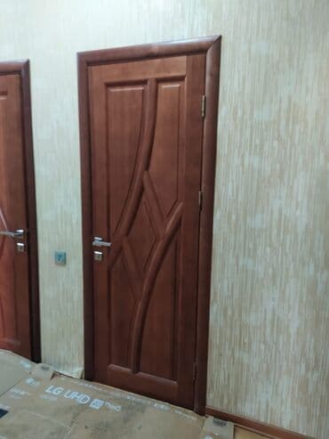 Şüşəli qapılar 100 manat. ölçüləri 90×205. 4 eded qapi var lalafo.az -da Şüşəli qapılar 100 manat. ölçüləri 90×205. 4 eded qapi var