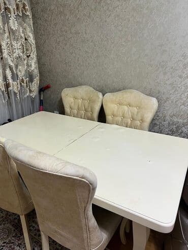 Dördbucaq masa, 4 stul lalafo.az -da Dördbucaq masa, 4 stul