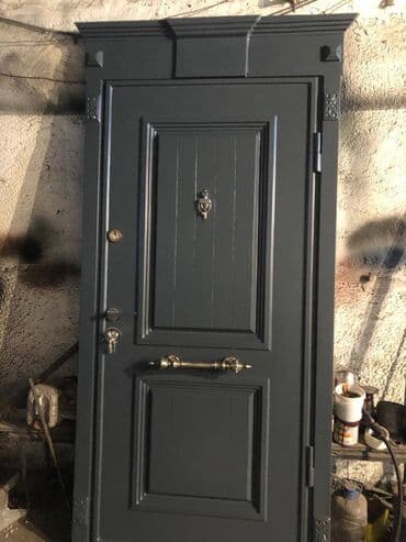 Klassik dizaynlı giriş qapısı - Material: metal konstruksiya lalafo.az -da Klassik dizaynlı giriş qapısı - Material: metal konstruksiya
