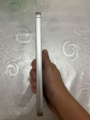 Samsung Galaxy S23 FE, 128 GB, rəng - Ağ, Barmaq izi, İki sim kartlı lalafo.az -da Samsung Galaxy S23 FE, 128 GB, rəng - Ağ, Barmaq izi, İki sim kartlı