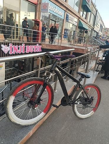 Şəhər və off-road üçün universal velosiped - Çərçivə: klassik lalafo.az -da — 4 Şəhər və off-road üçün universal velosiped - Çərçivə: klassik — 4