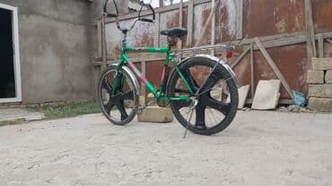 Şəhər və kənd yolları üçün universal velosiped - Rəng: Yaşıl çərçivə lalafo.az -da Şəhər və kənd yolları üçün universal velosiped - Rəng: Yaşıl çərçivə